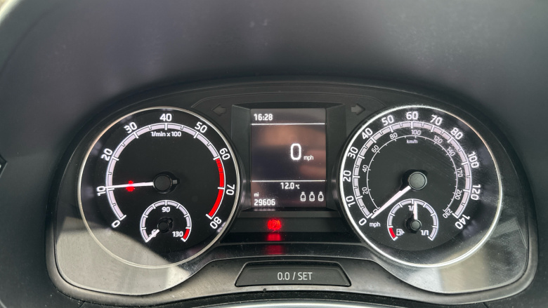 Skoda Fabia 1.0 TSI SE 5dr Petrol Hatchback